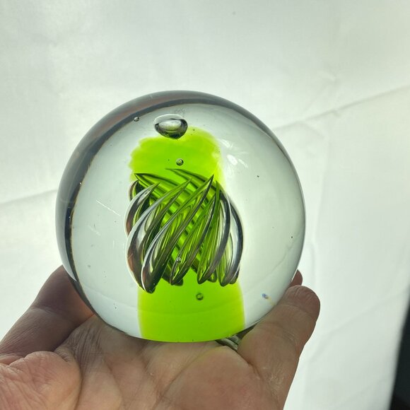 Vintage Blenko Corkscrew Green Glass Paperweight - Picture 7 of 8